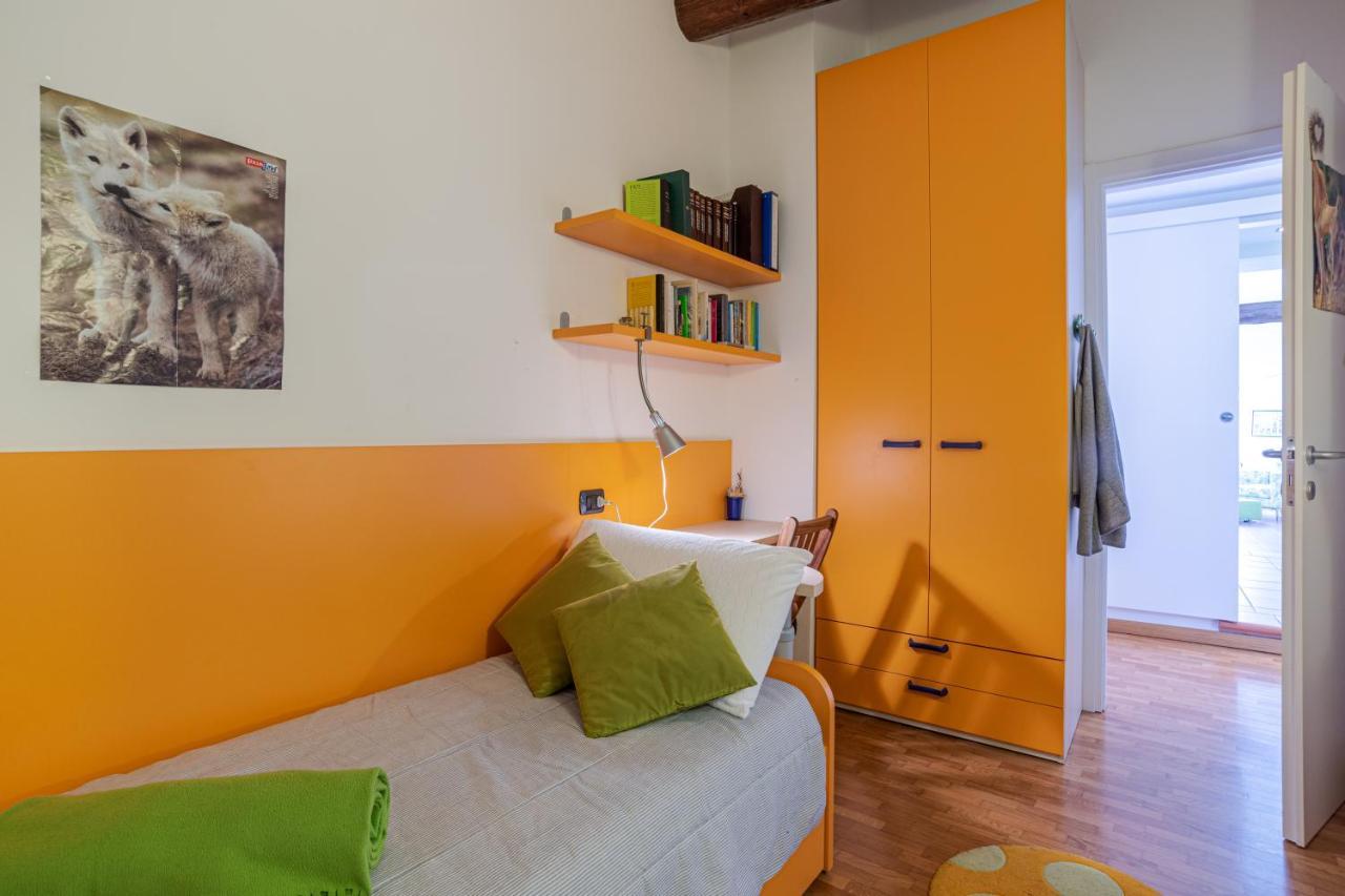 Apt With Terrace And Shared Pool! Lake View! Apartment Nesso Exterior photo