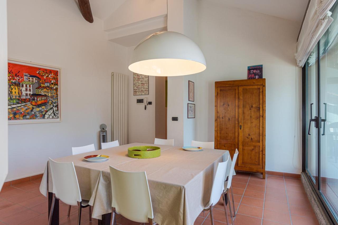 Apt With Terrace And Shared Pool! Lake View! Apartment Nesso Exterior photo